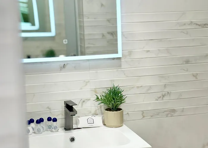 2br In Centre アパート